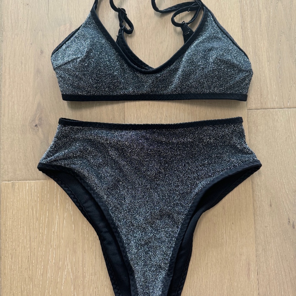 **NWT** AERIE BLACK AND SILVER SHIMMER SPARKLE SHINE BIKINI